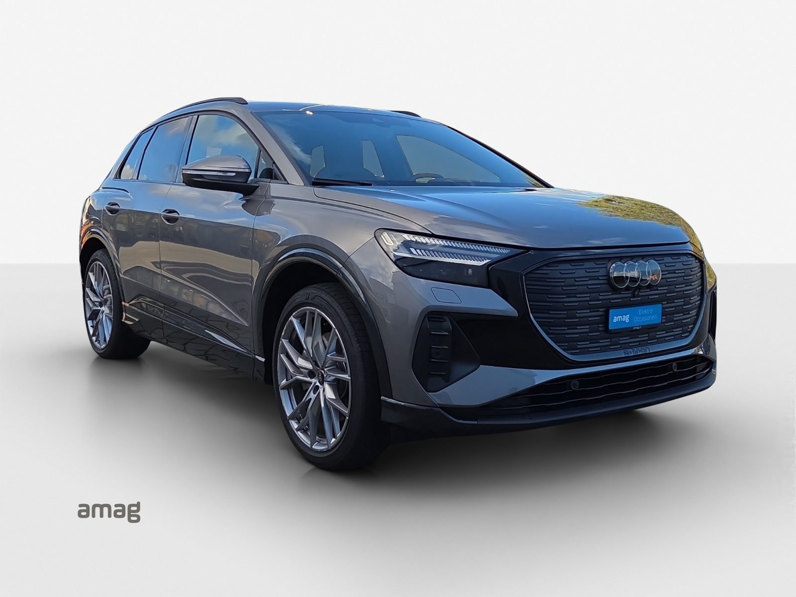 AUDI Q4 45 e-tron quattro Attraction, Elektro, Occasion / Gebraucht, Automatik - 7