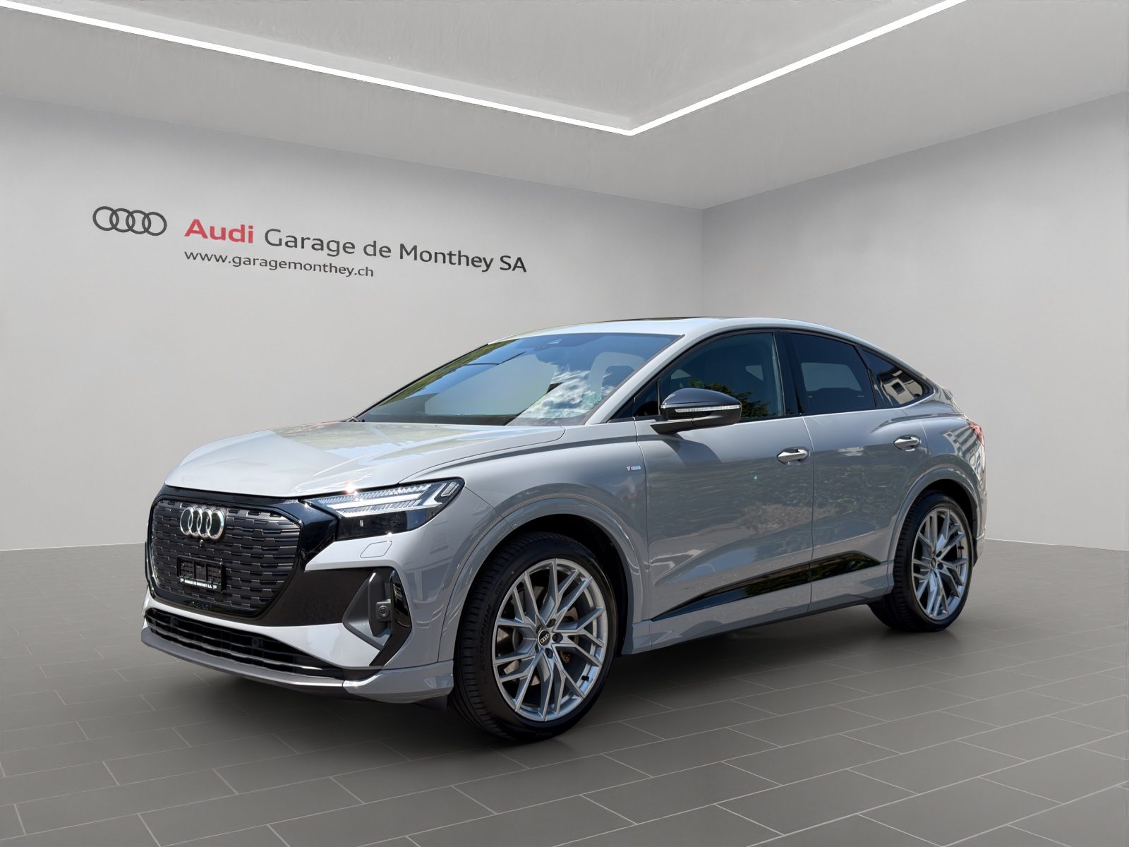 AUDI Q4 SB 50 e-tron quattro