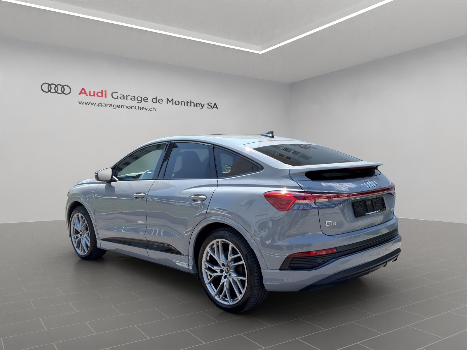 AUDI Q4 SB 50 e-tron quattro, Elektro, Occasion / Gebraucht, Automatik - 3