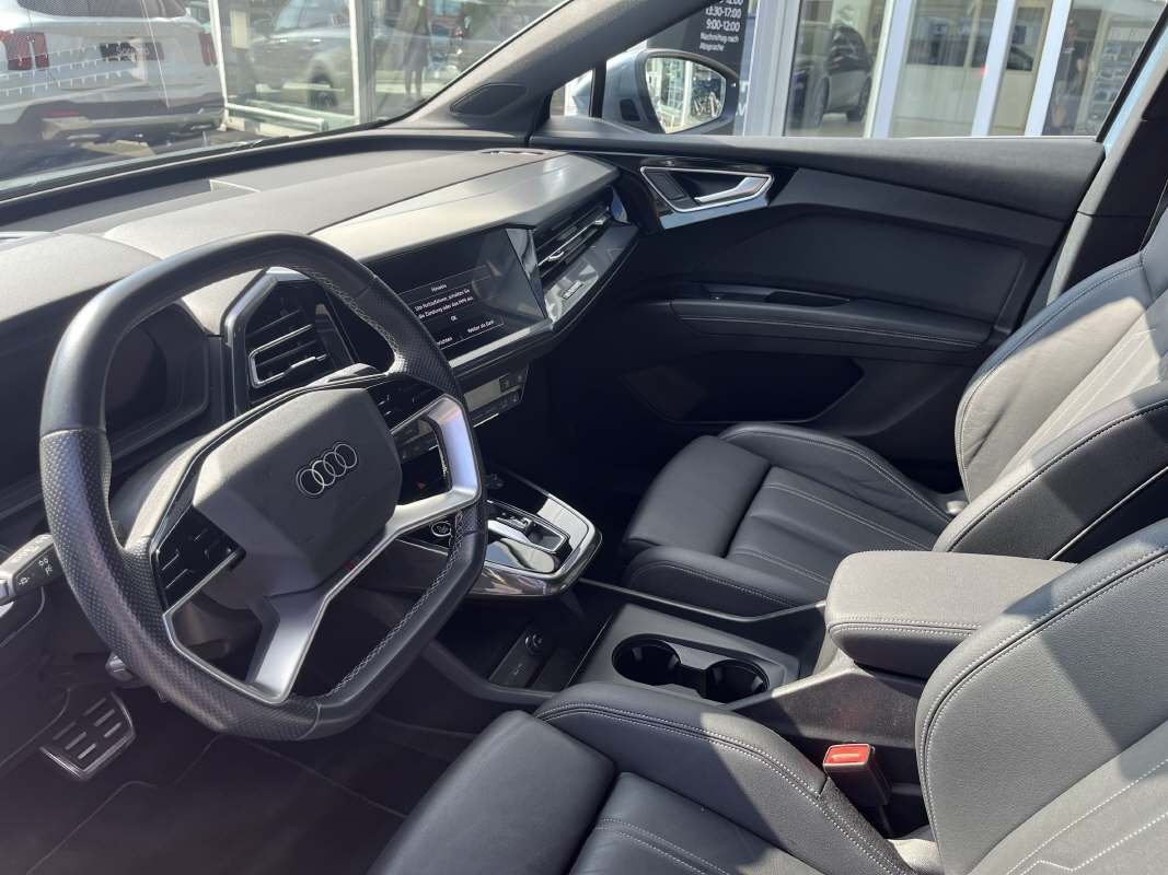 AUDI Q4 e-tron Sportback 50 quattro S-Line, Elektro, Occasion / Gebraucht, Automatik - 5