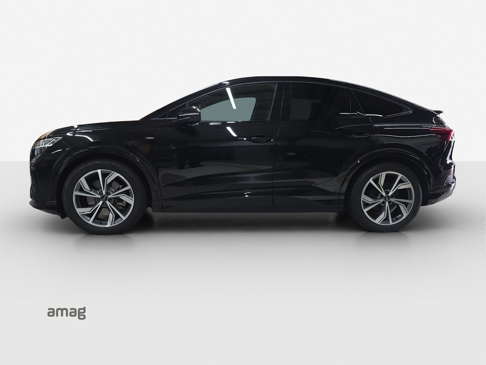 AUDI Q4 SB 50 e-tron quattro, Électrique, Occasion / Utilisé, Automatique - 3