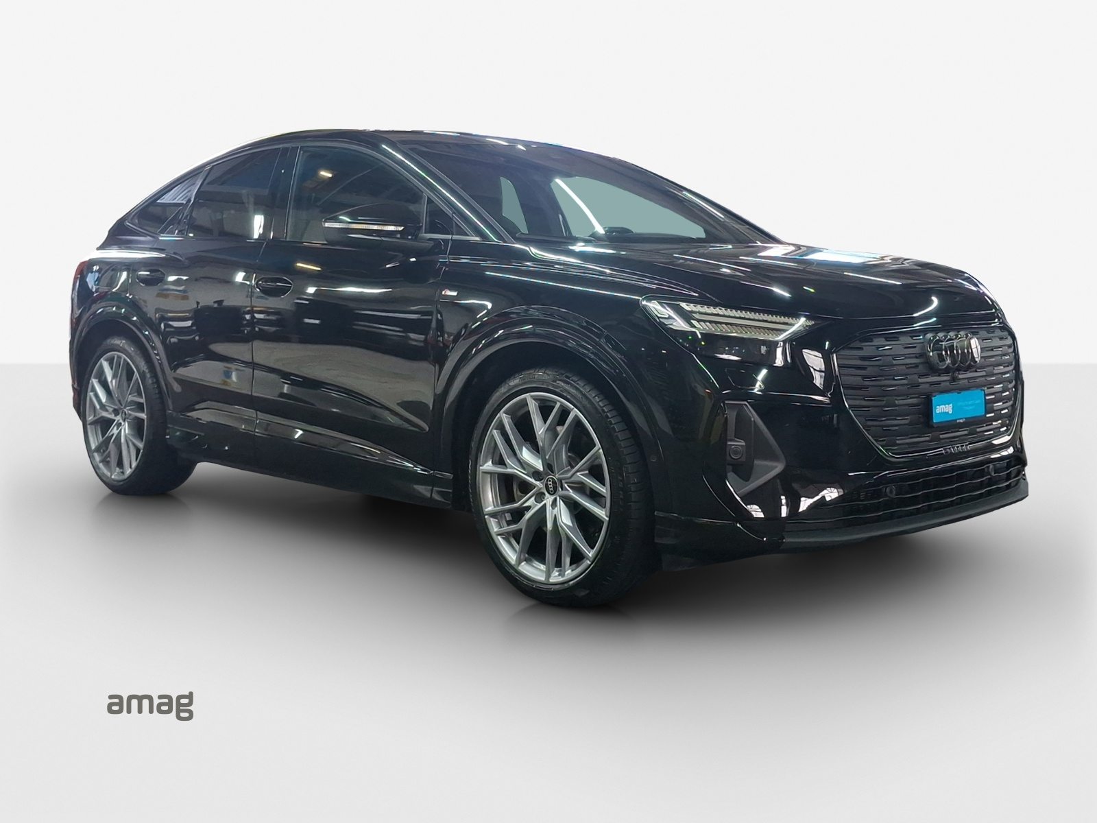 AUDI Q4 SB 40 e-tron, Électrique, Occasion / Utilisé, Automatique - 6