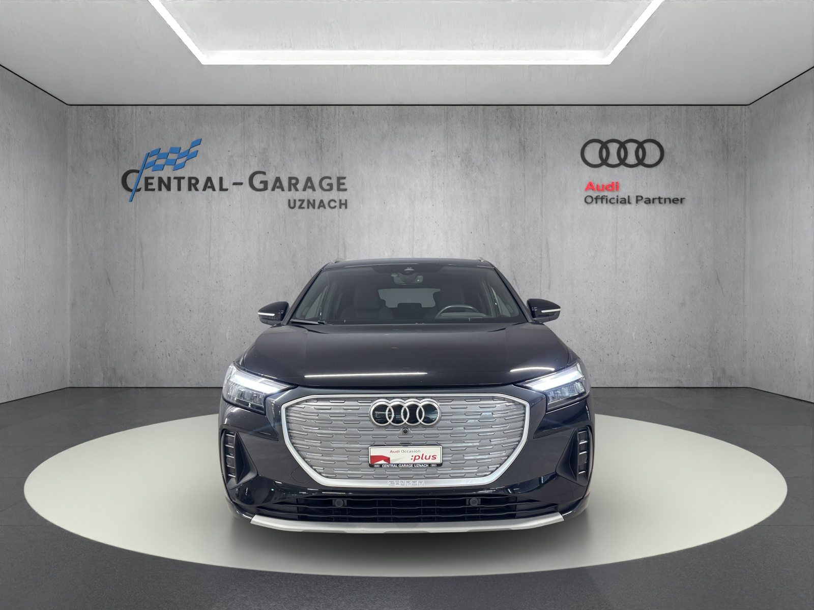 AUDI Q4 50 e-tron quattro, Elektro, Occasion / Gebraucht, Automatik - 2