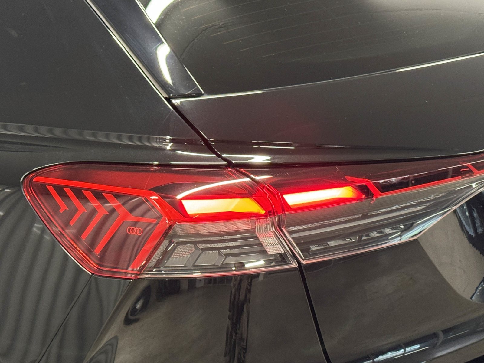 AUDI Q4 50 e-tron quattro, Elektro, Occasion / Gebraucht, Automatik - 5