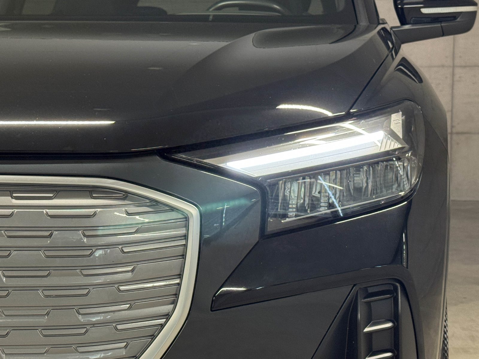 AUDI Q4 50 e-tron quattro, Elektro, Occasion / Gebraucht, Automatik - 6