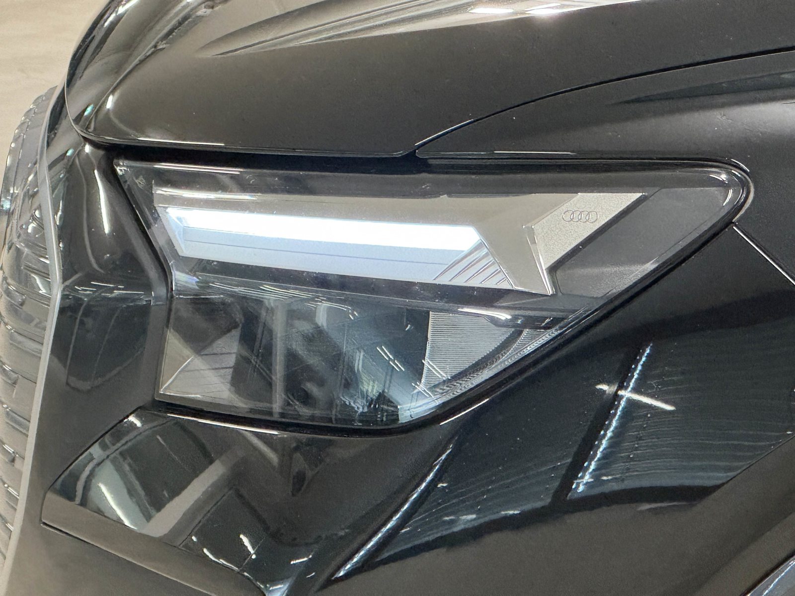 AUDI Q4 50 e-tron quattro, Elektro, Occasion / Gebraucht, Automatik - 7