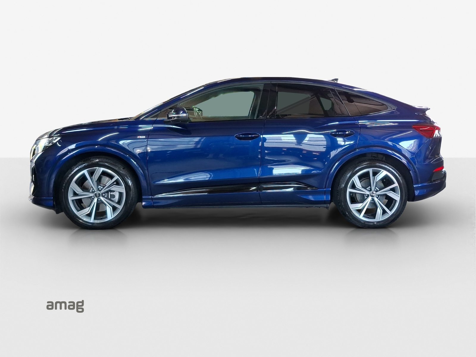AUDI Q4 SB 45 e-tron quattro Attraction, Elettrica, Occasioni / Usate, Automatico - 2