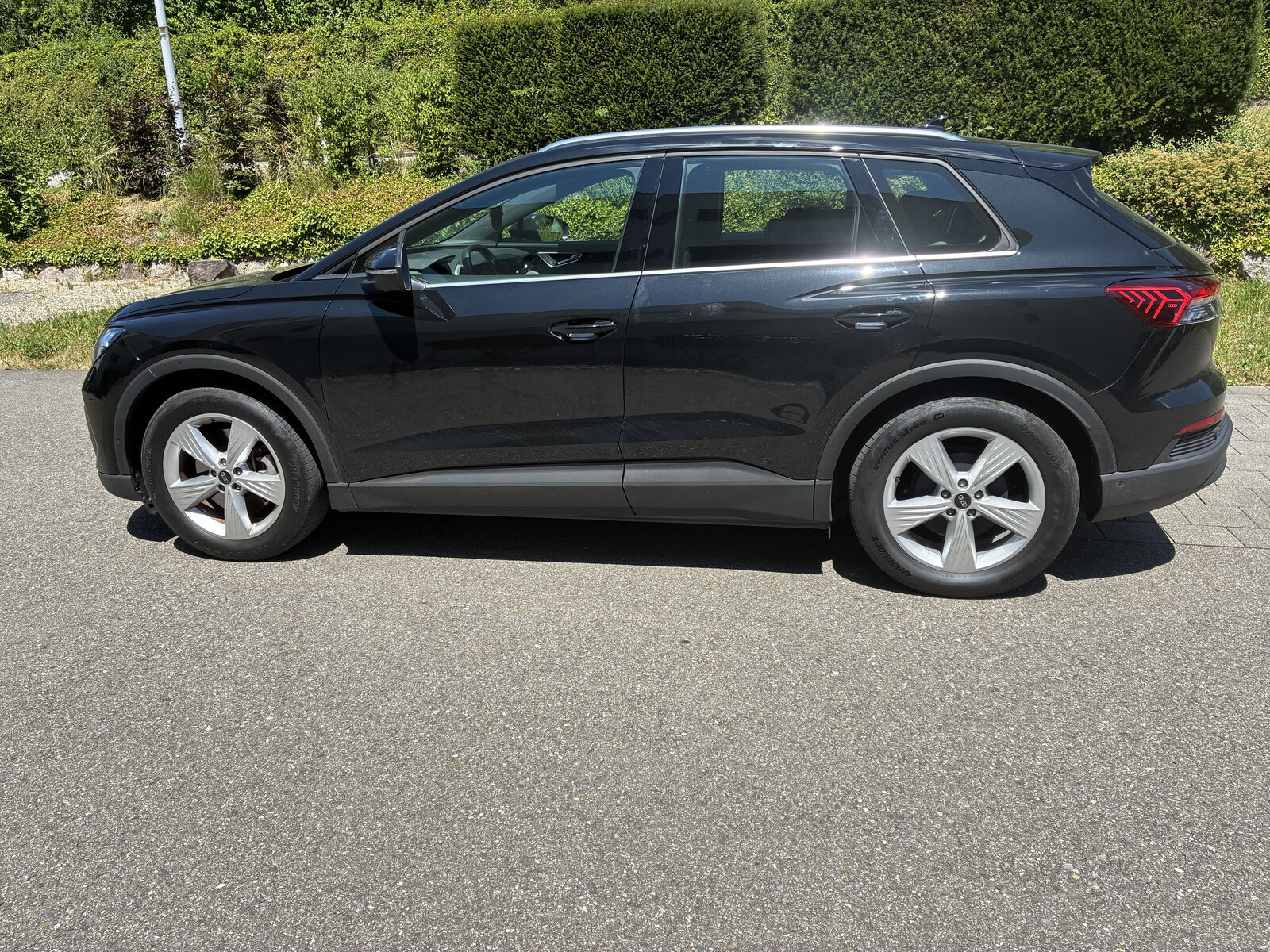 AUDI Q4 e-tron 45 quattro, Elektro, Occasion / Gebraucht, Automatik - 2