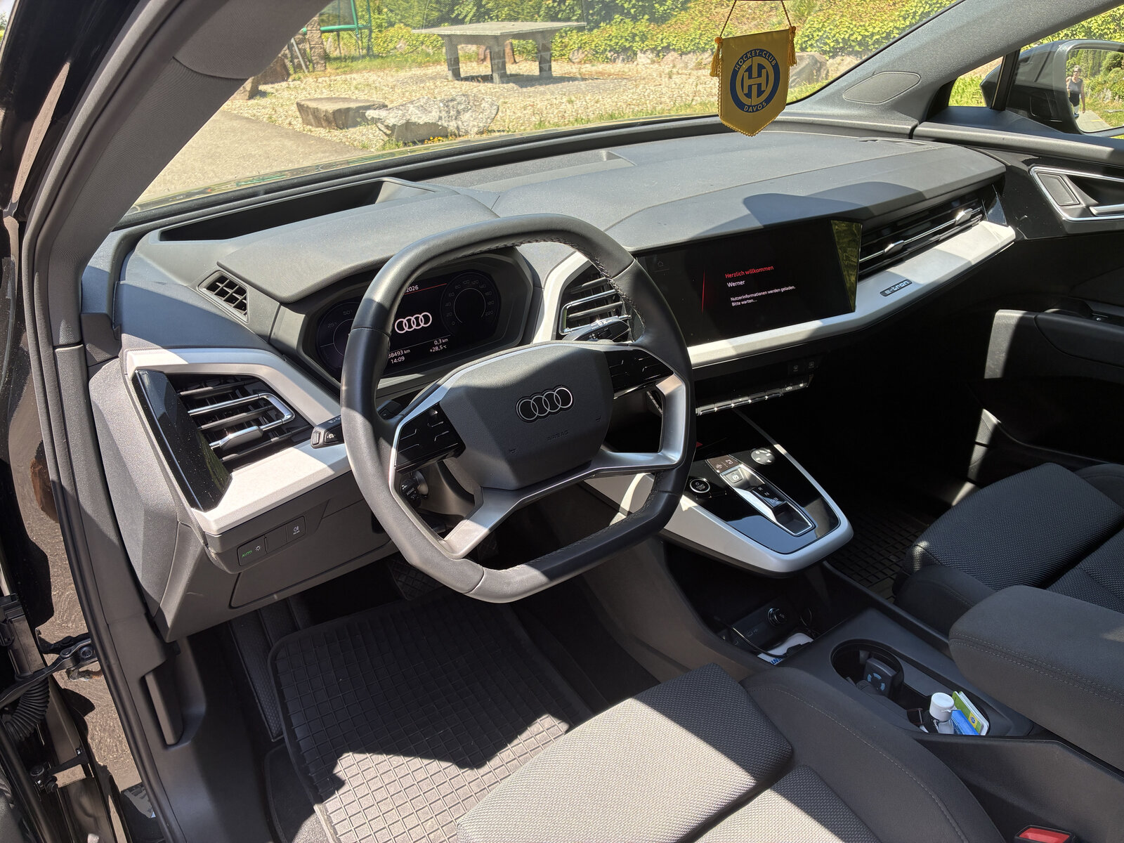 AUDI Q4 e-tron 45 quattro, Elektro, Occasion / Gebraucht, Automatik - 4
