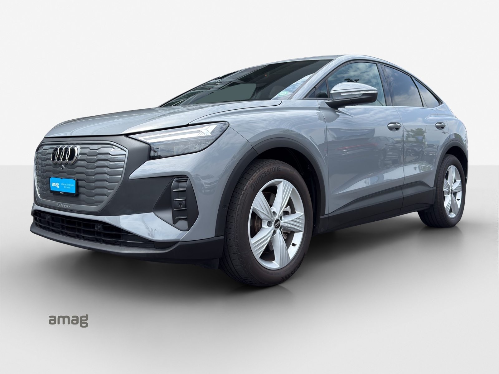 AUDI Q4 SB 40 e-tron