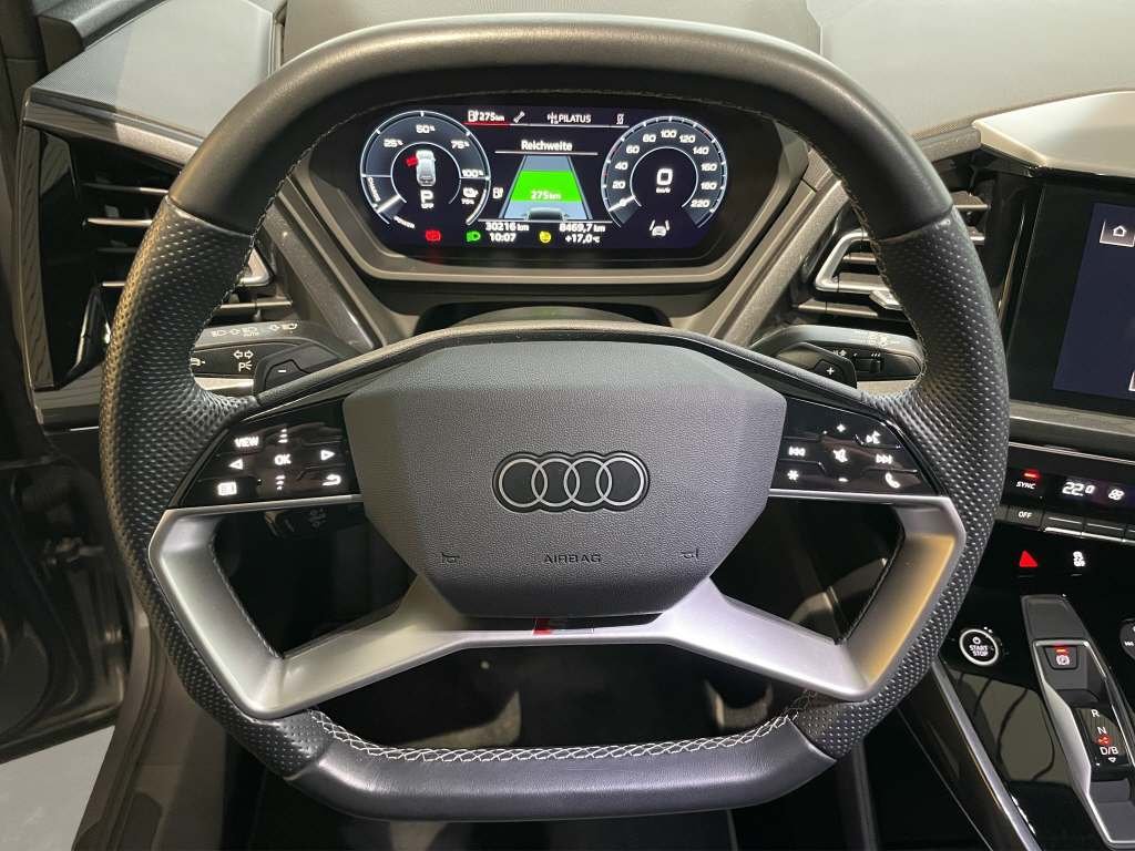 AUDI Q4 e-tron 45 quattro, Elektro, Occasion / Gebraucht, Automatik - 6