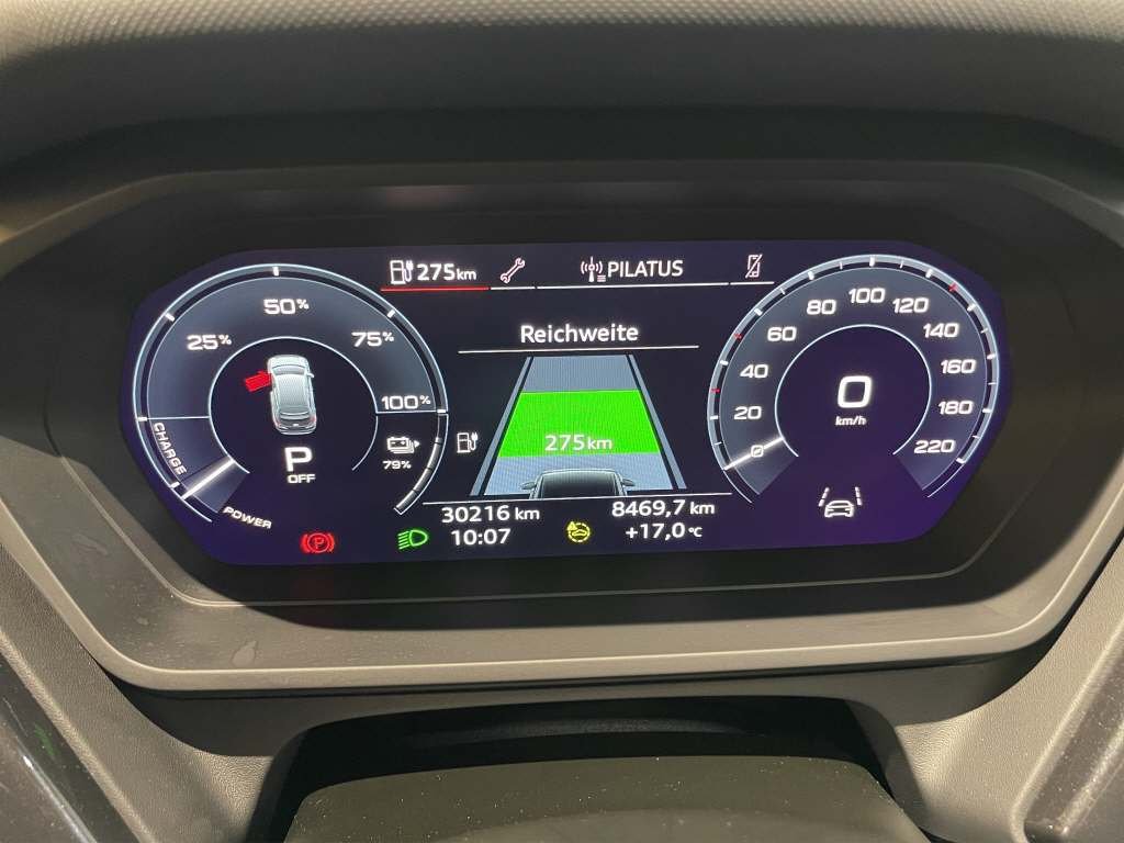 AUDI Q4 e-tron 45 quattro, Elektro, Occasion / Gebraucht, Automatik - 7