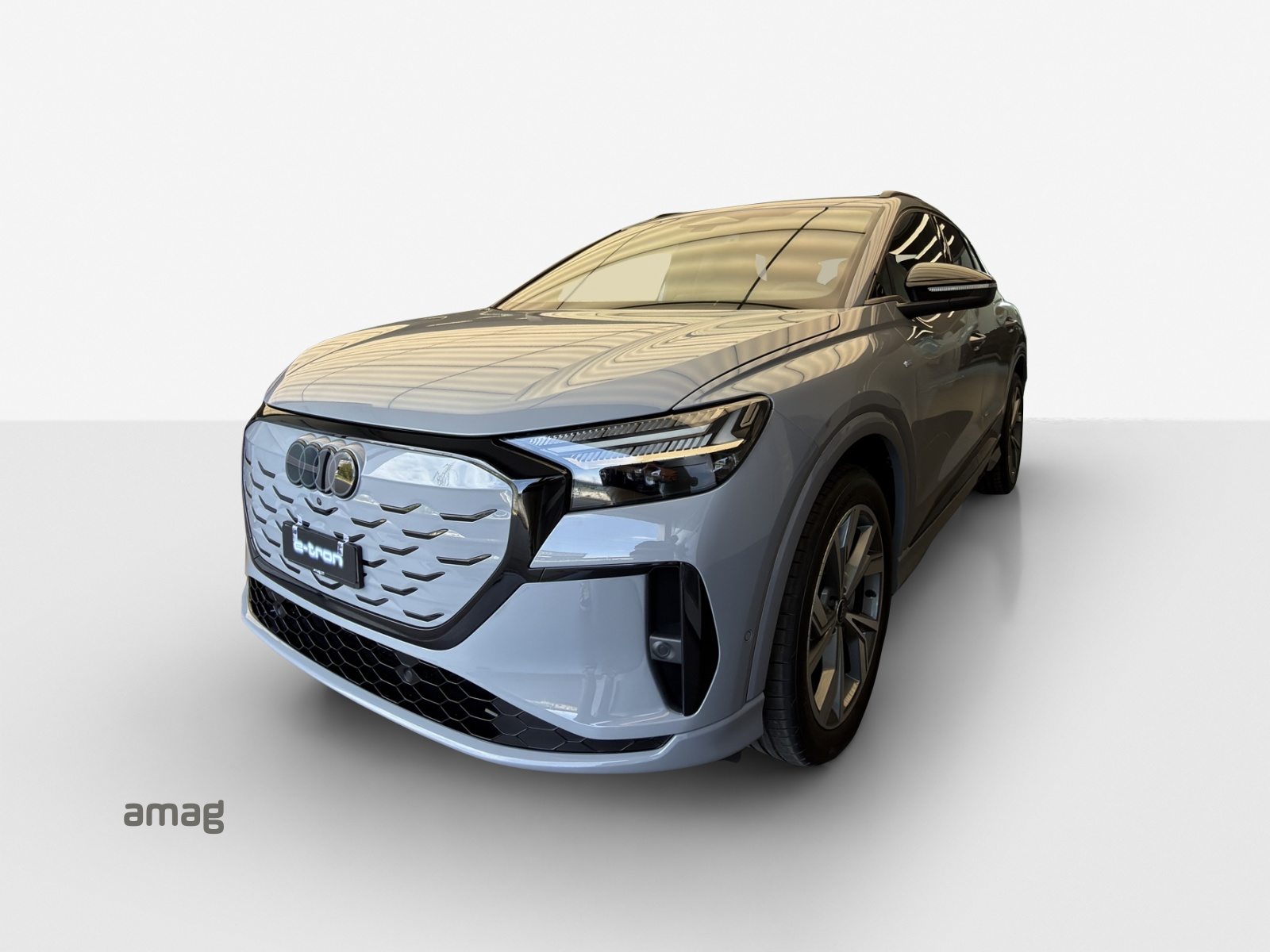 AUDI Q4 SUV e-tron quattro performance Edition Swiss-Ski