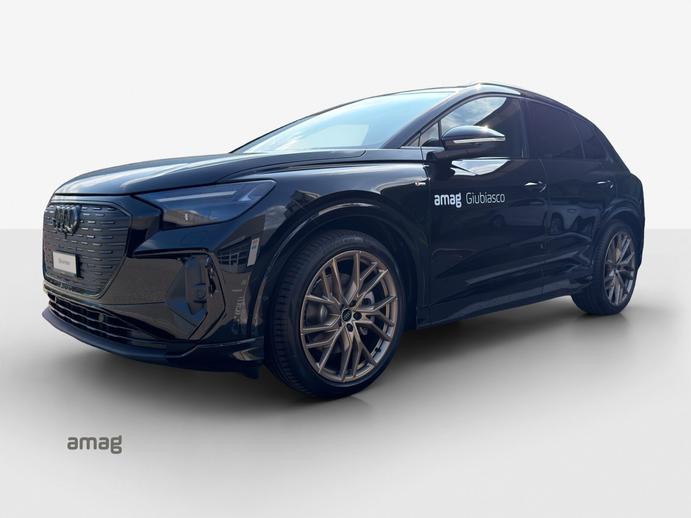 AUDI Q4 45 e-tron quattro Attraction, Elektro, Occasion / Gebraucht, Automatik