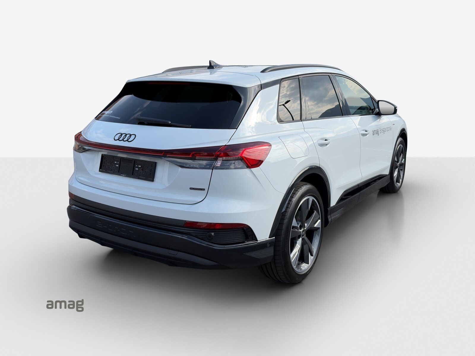 AUDI Q4 45 e-tron quattro Edition Swiss-Ski, Elettrica, Occasioni / Usate, Automatico - 5
