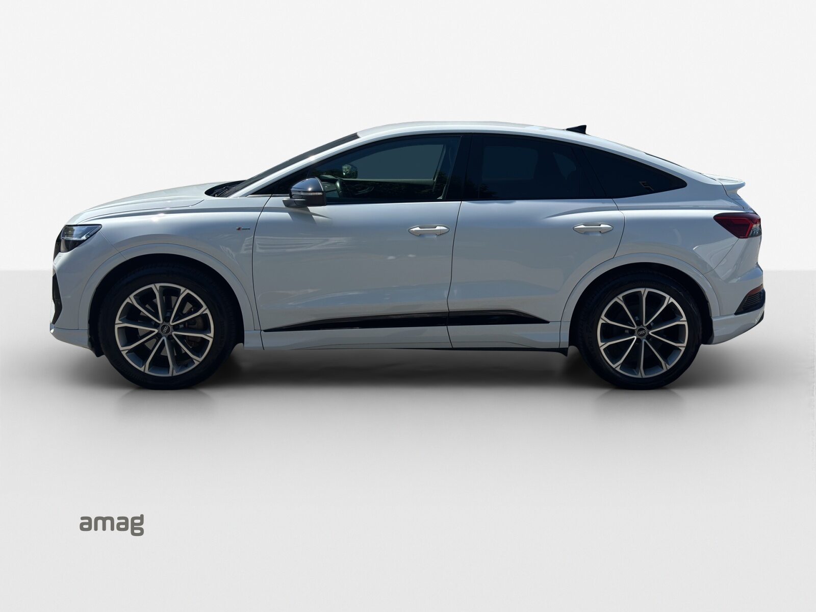 AUDI Q4 SB 50 e-tron quattro, Électrique, Occasion / Utilisé, Automatique - 3