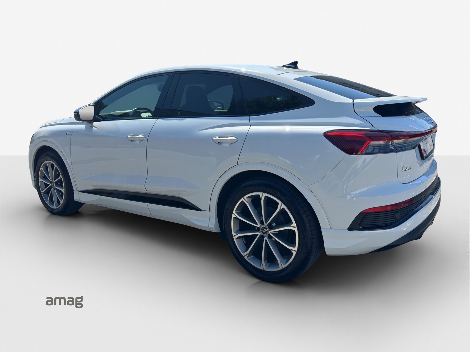 AUDI Q4 SB 50 e-tron quattro, Électrique, Occasion / Utilisé, Automatique - 5