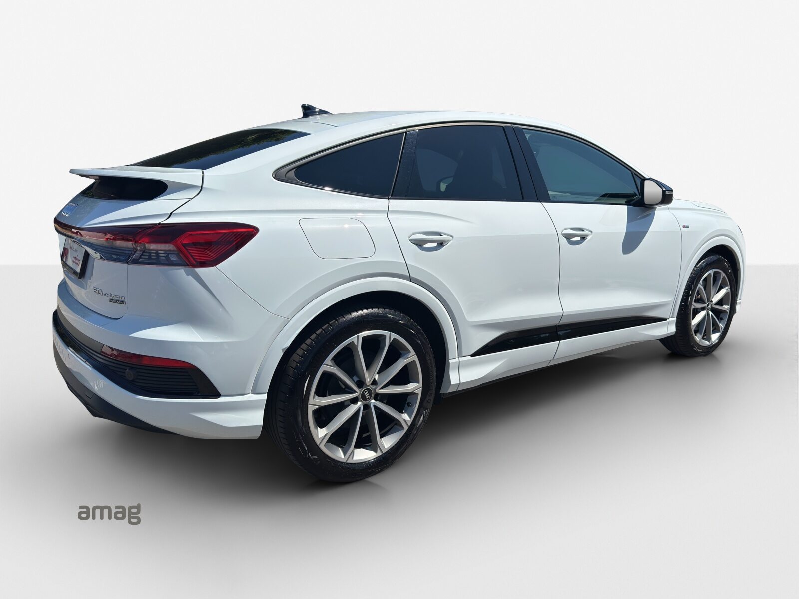 AUDI Q4 SB 50 e-tron quattro, Électrique, Occasion / Utilisé, Automatique - 7