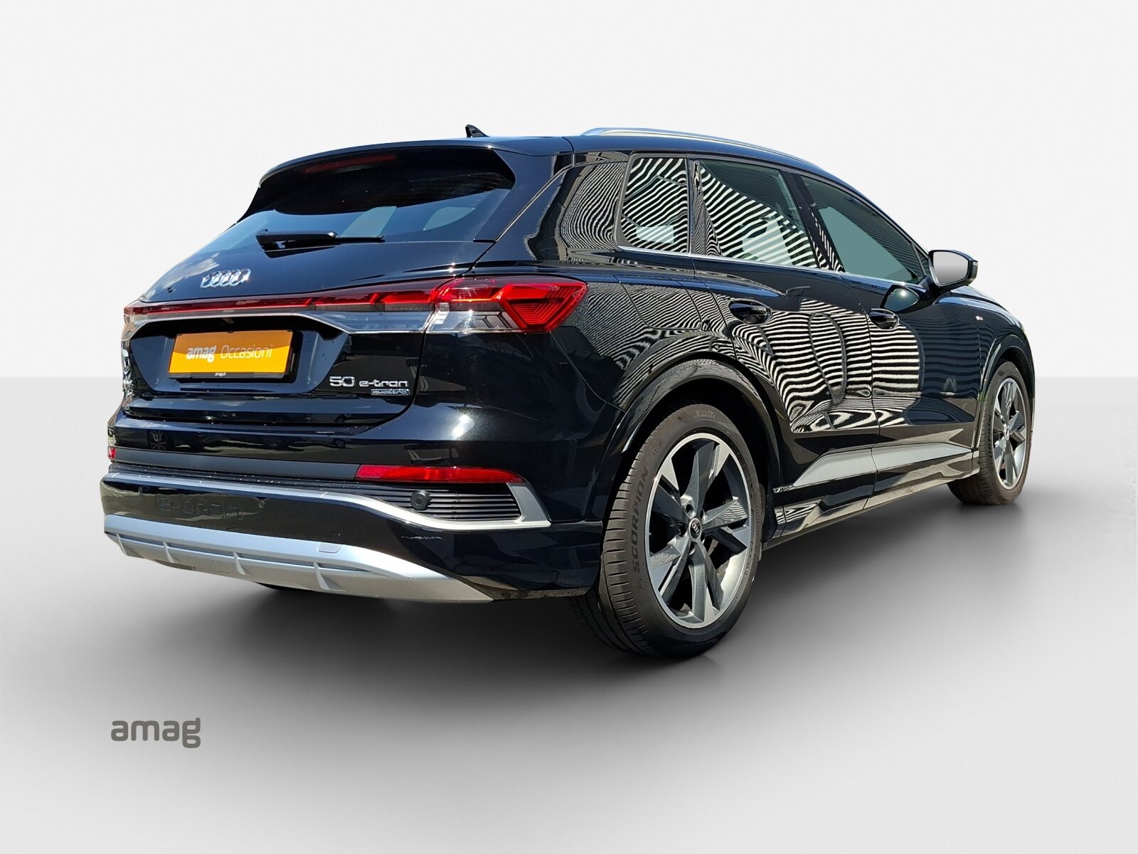 AUDI Q4 50 e-tron quattro, Electric, Second hand / Used, Automatic - 5