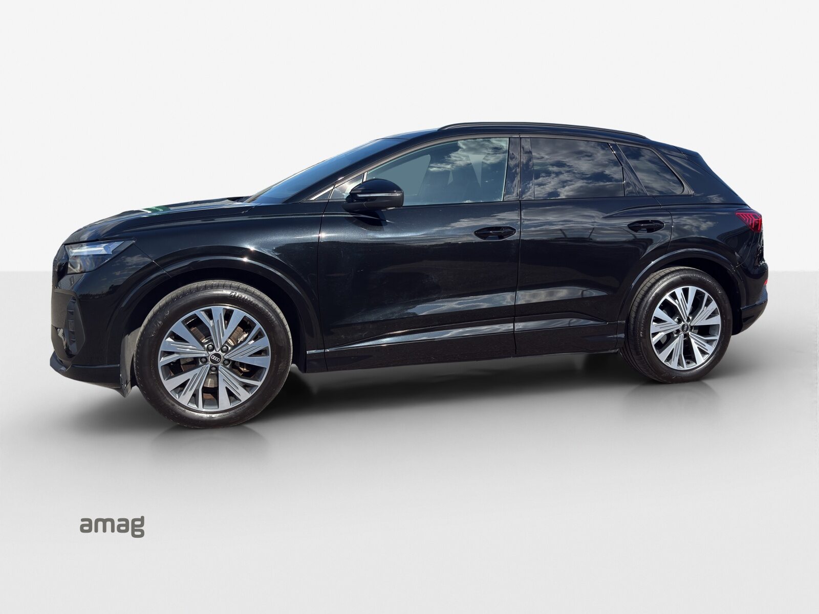 AUDI Q4 35 e-tron, Électrique, Occasion / Utilisé, Automatique - 2