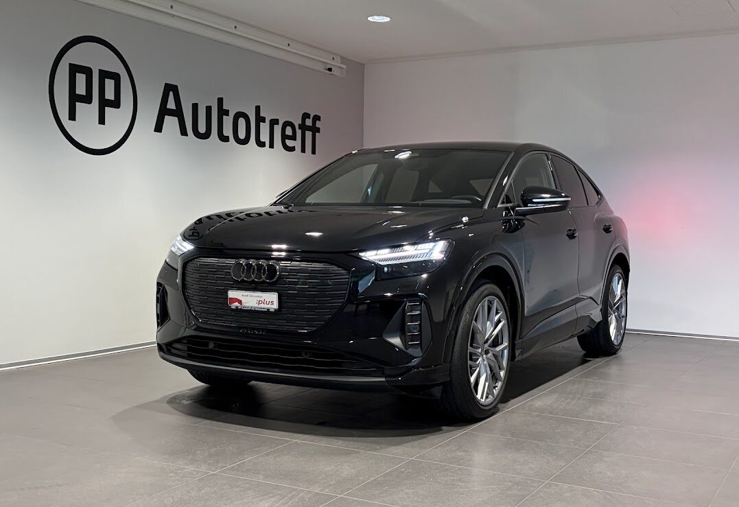 AUDI Q4 SB 50 e-tron quattro, Electric, Second hand / Used, Automatic - 2