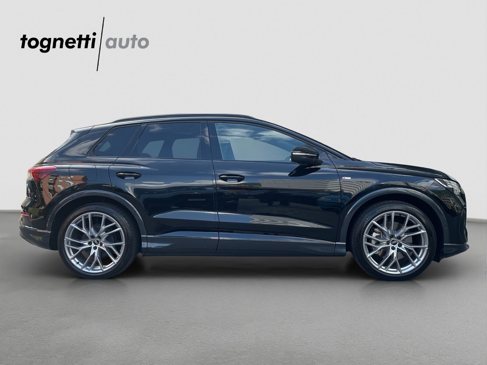 AUDI Q4 50 e-tron quattro, Électrique, Occasion / Utilisé, Automatique - 3
