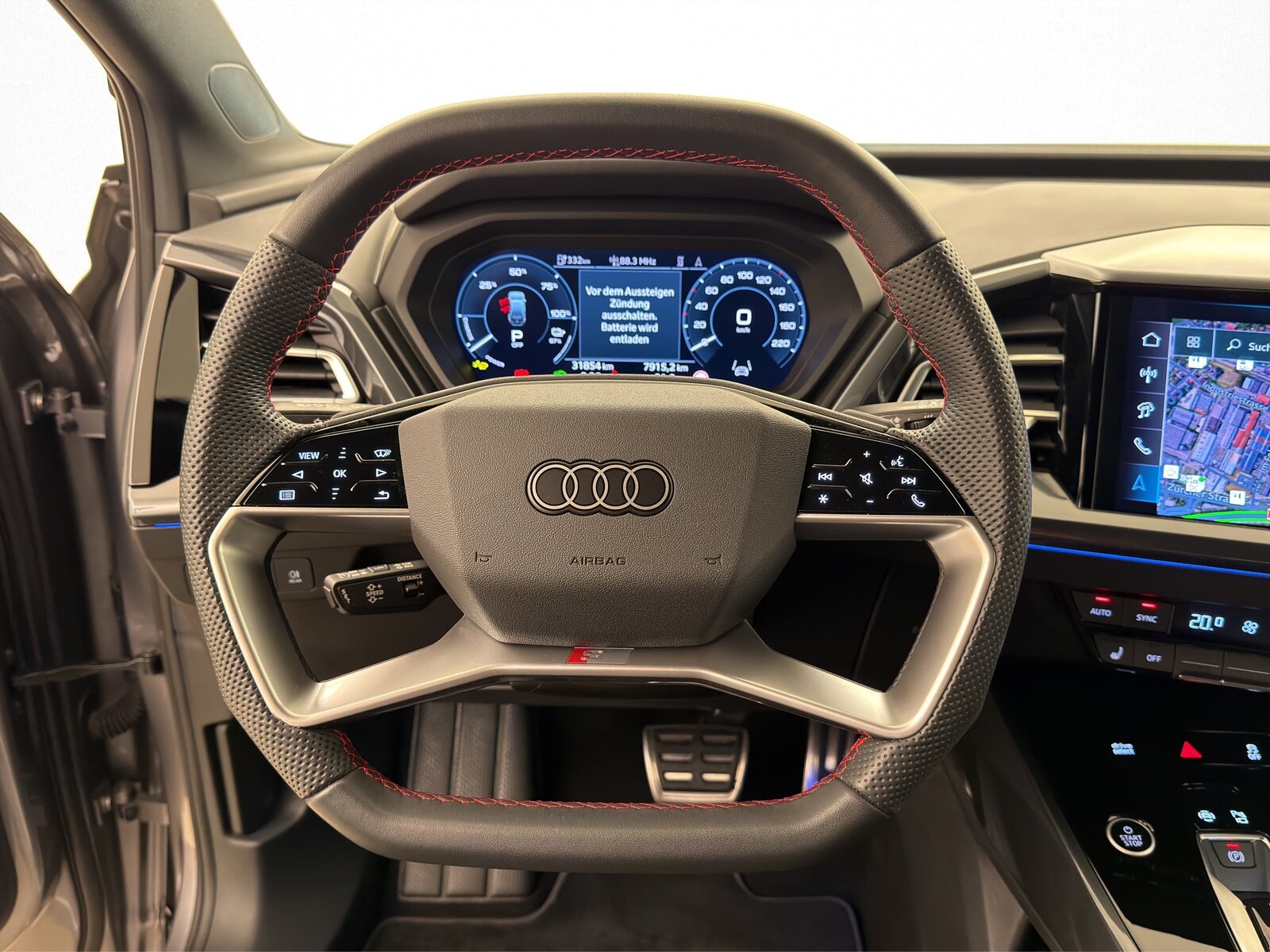 AUDI Q4 e-tron 45 Swiss Ski quattro, Electric, Second hand / Used, Automatic - 7