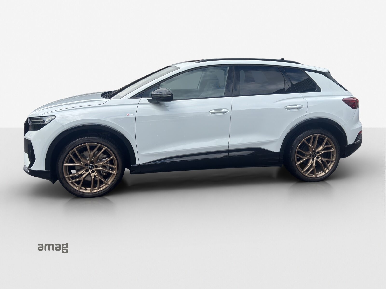 AUDI Q4 55 e-tron quattro, Électrique, Occasion / Utilisé, Automatique - 2