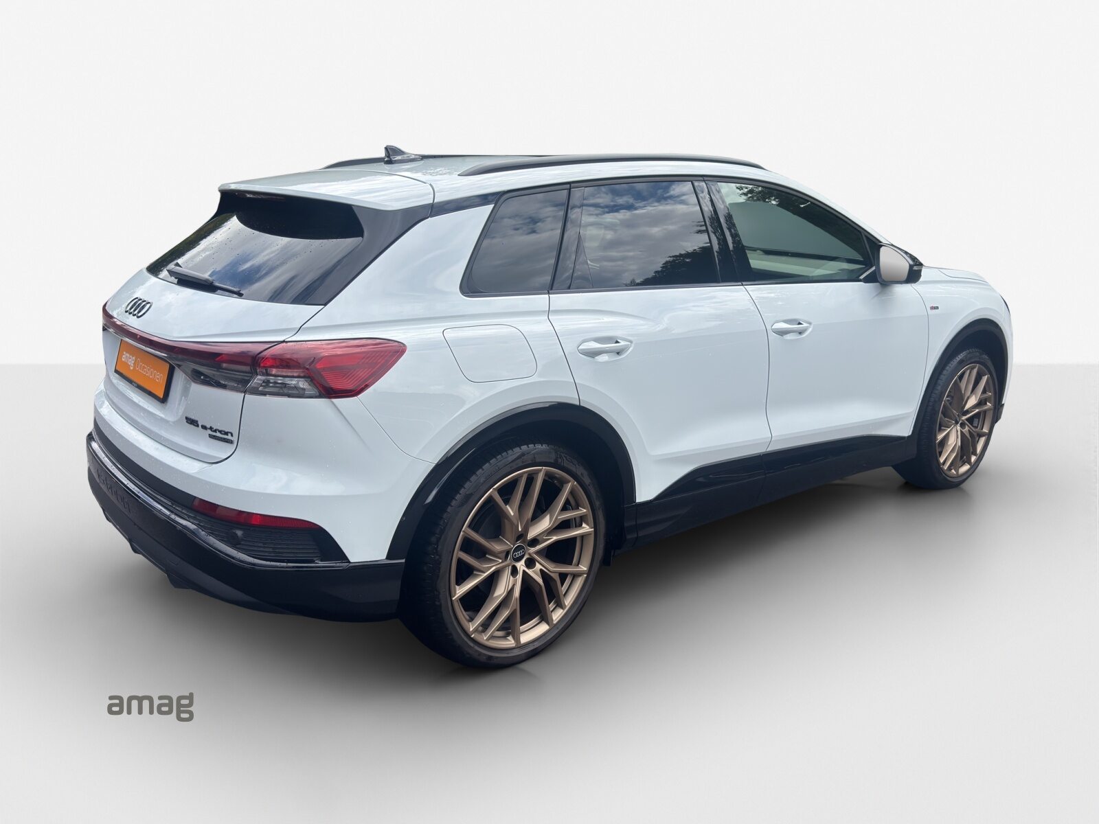 AUDI Q4 55 e-tron quattro, Électrique, Occasion / Utilisé, Automatique - 5