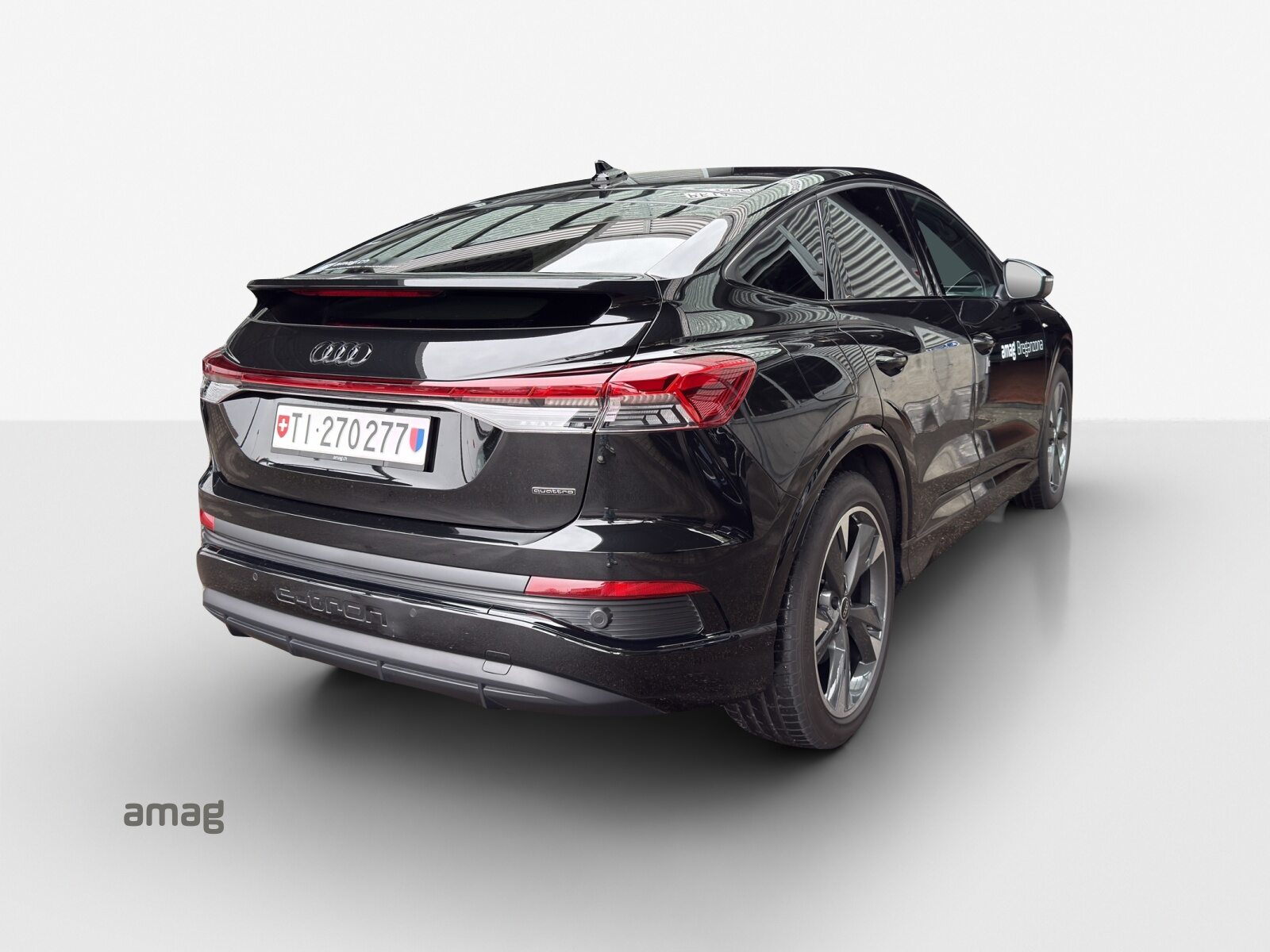 AUDI Q4 SB 45 e-tron quattro, Électrique, Occasion / Utilisé, Automatique - 6
