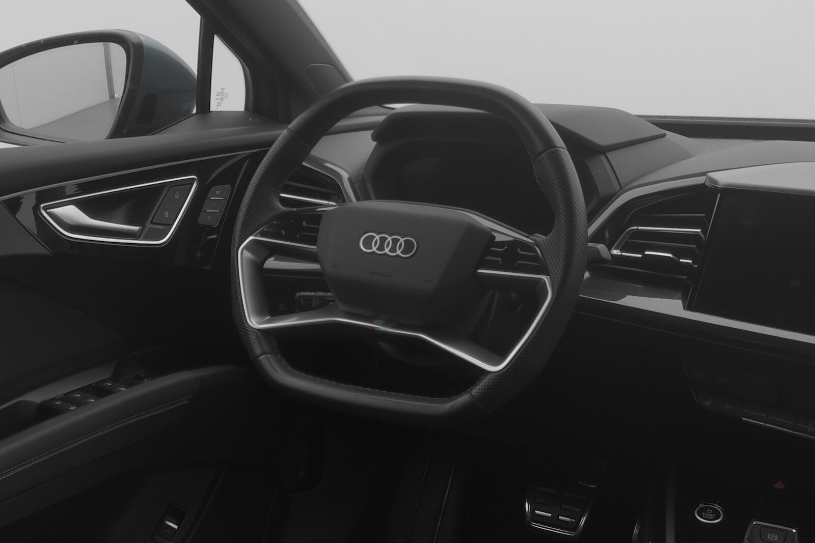 AUDI Q4 e-tron 50 quattro, Electric, Second hand / Used, Automatic - 7