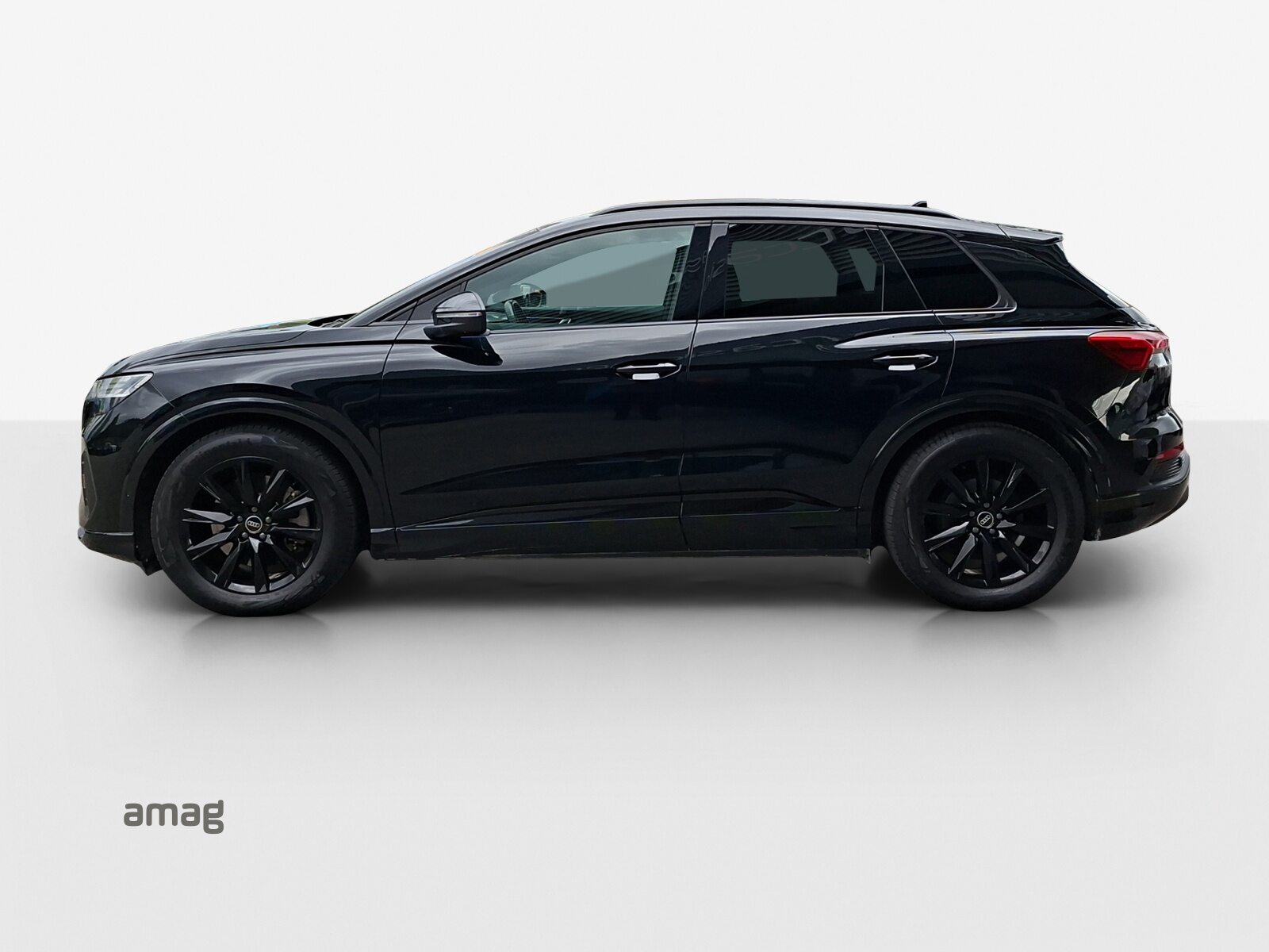 AUDI Q4 45 e-tron quattro, Elettrica, Occasioni / Usate, Automatico - 2