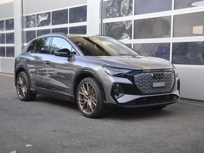 AUDI Q4 e-tron 45 quattro I Anhängerkupplung, Électrique, Occasion / Utilisé, Automatique
