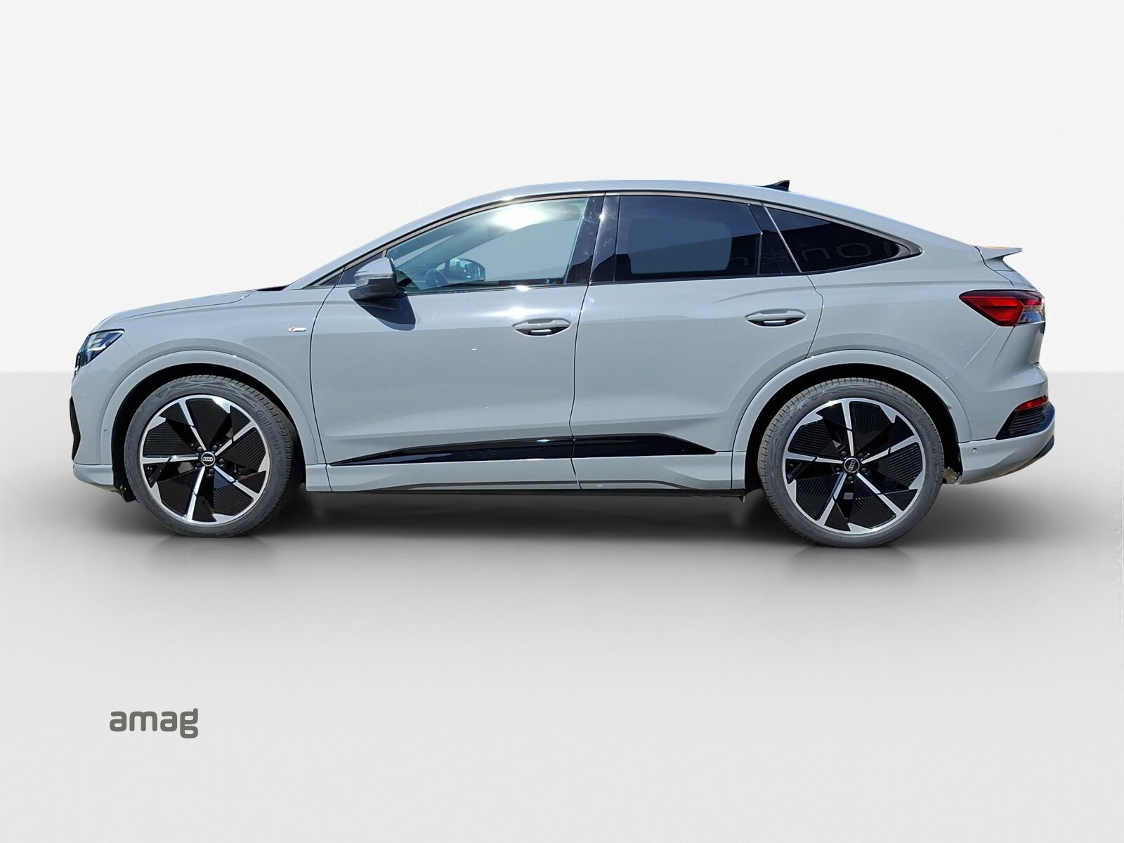 AUDI Q4 SB 50 e-tron quattro, Électrique, Occasion / Utilisé, Automatique - 2