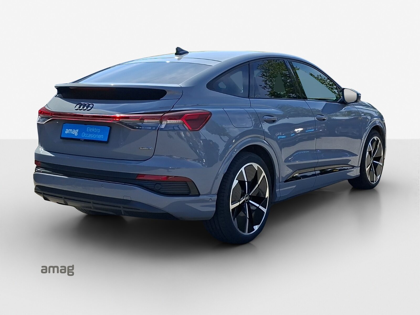 AUDI Q4 SB 50 e-tron quattro, Électrique, Occasion / Utilisé, Automatique - 6