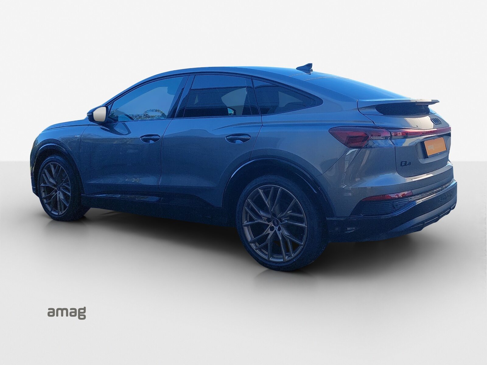 AUDI Q4 SB 50 e-tron quattro, Elektro, Occasion / Gebraucht, Automatik - 3