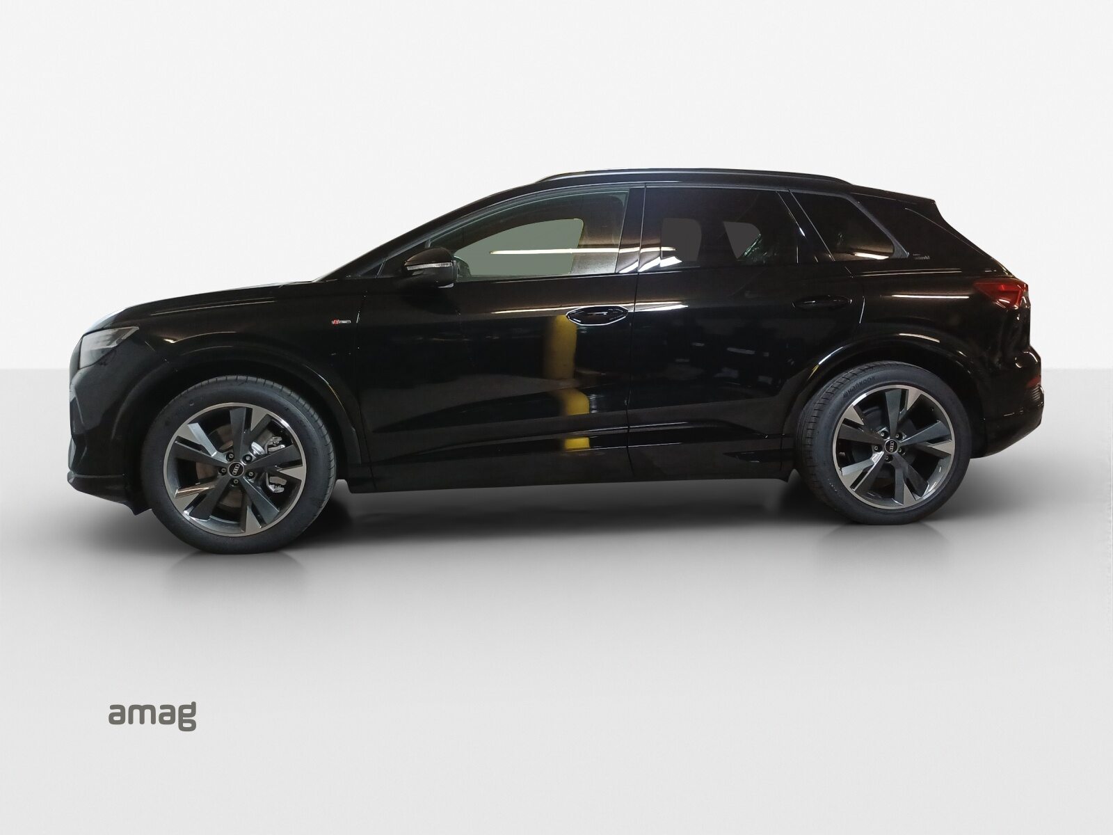 AUDI Q4 45 e-tron quattro Edition Swiss-Ski, Elettrica, Occasioni / Usate, Automatico - 2