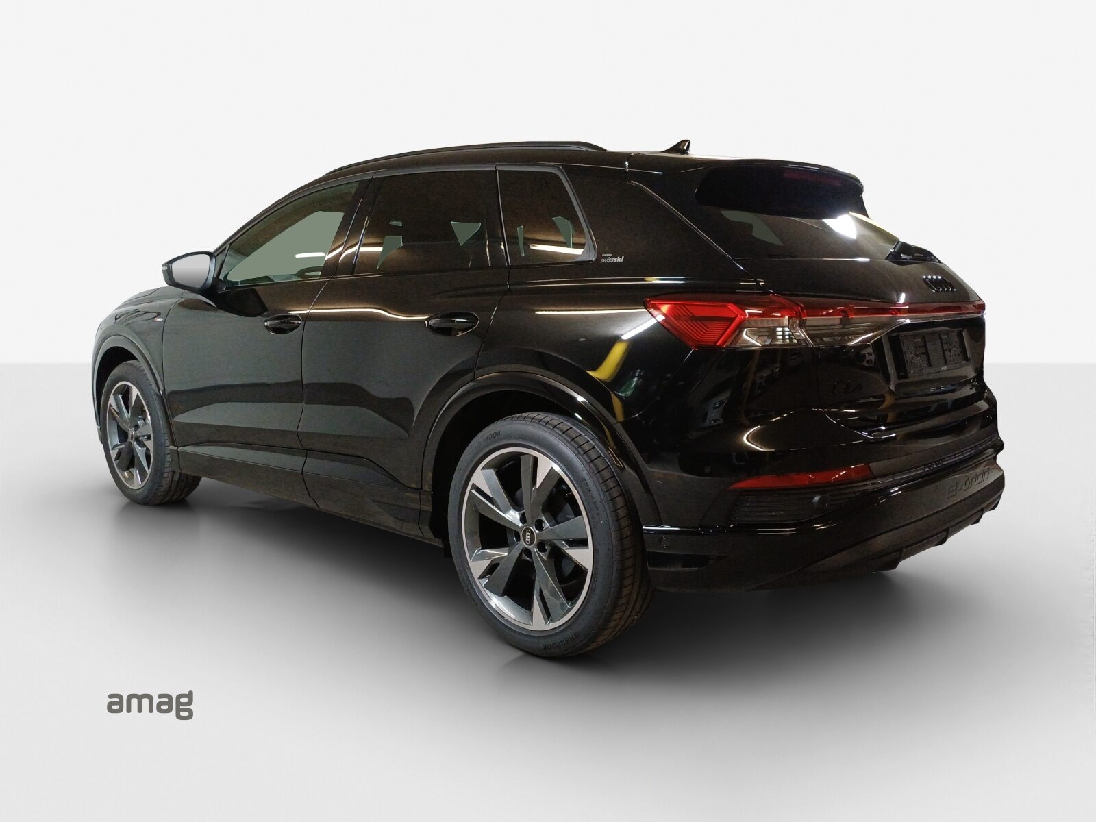 AUDI Q4 45 e-tron quattro Edition Swiss-Ski, Elettrica, Occasioni / Usate, Automatico - 3