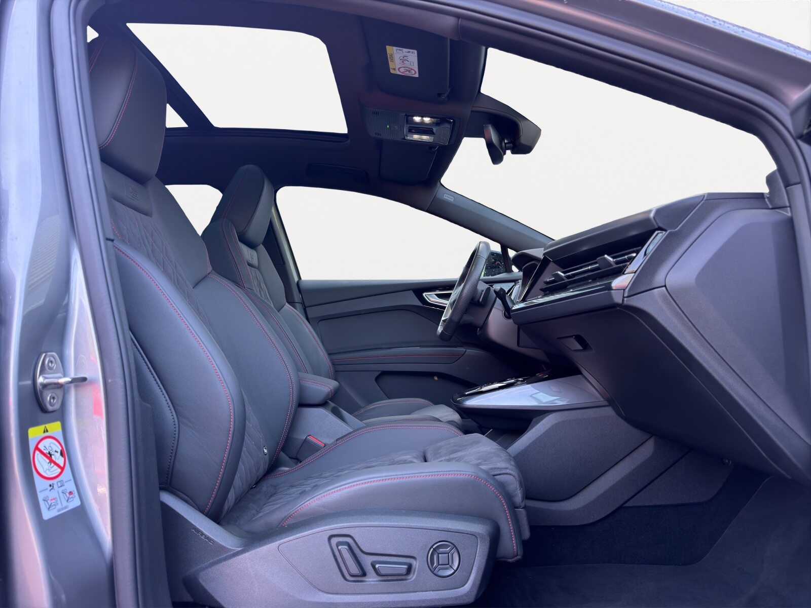 AUDI Q4 50 e-tron quattro, Électrique, Occasion / Utilisé, Automatique - 7