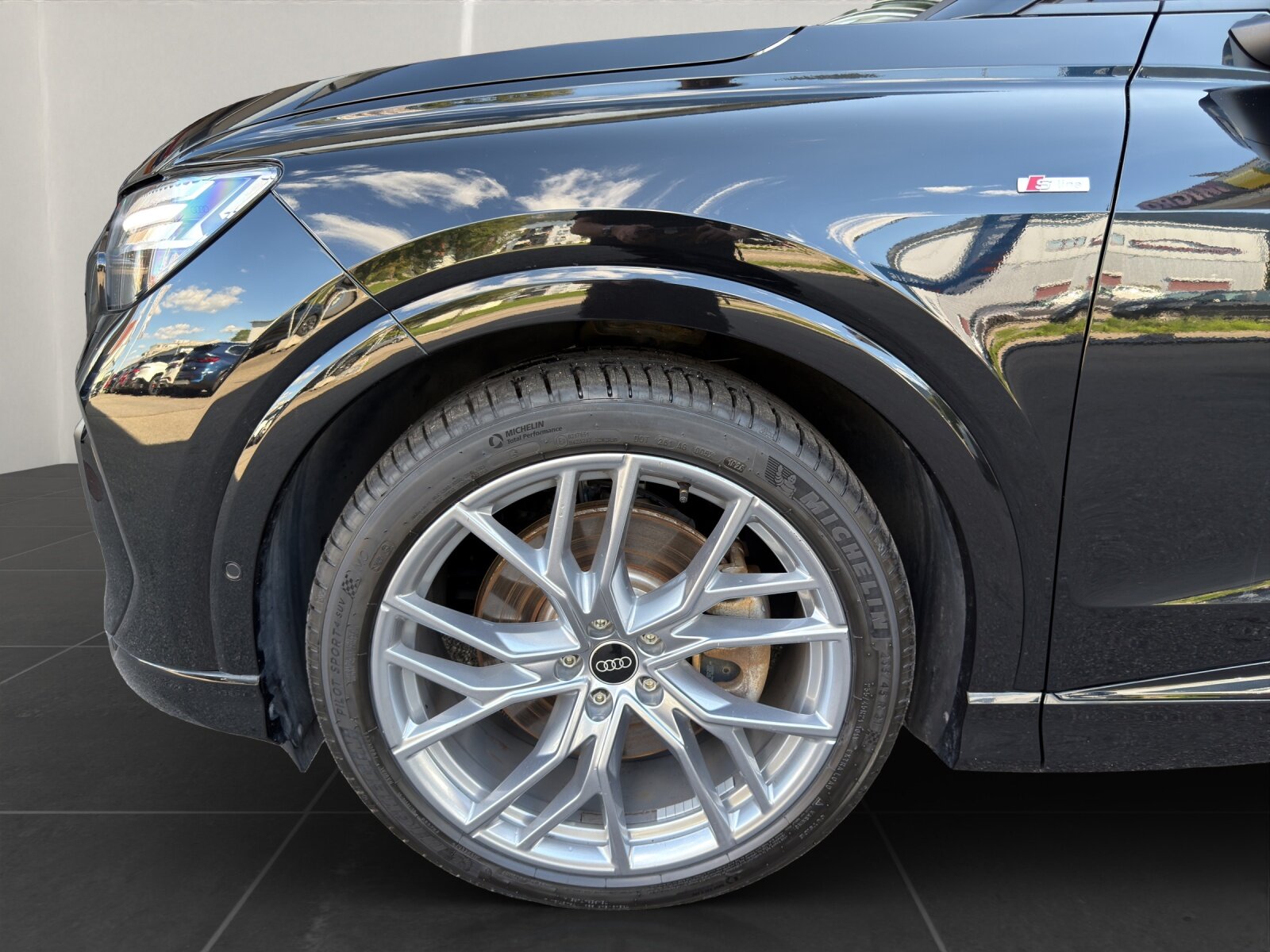 AUDI Q4 e-tron Sportback 45 quattro S-Line, Elektro, Occasion / Gebraucht, Automatik - 7