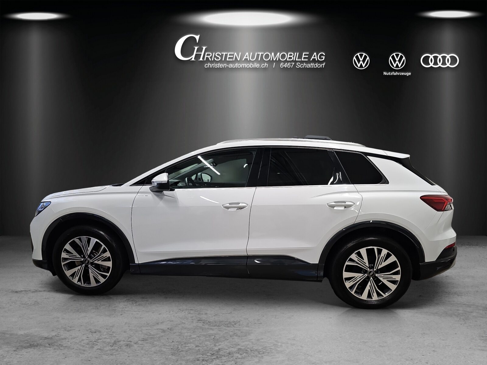 AUDI Q4 50 e-tron quattro, Elektro, Occasion / Gebraucht, Automatik - 2