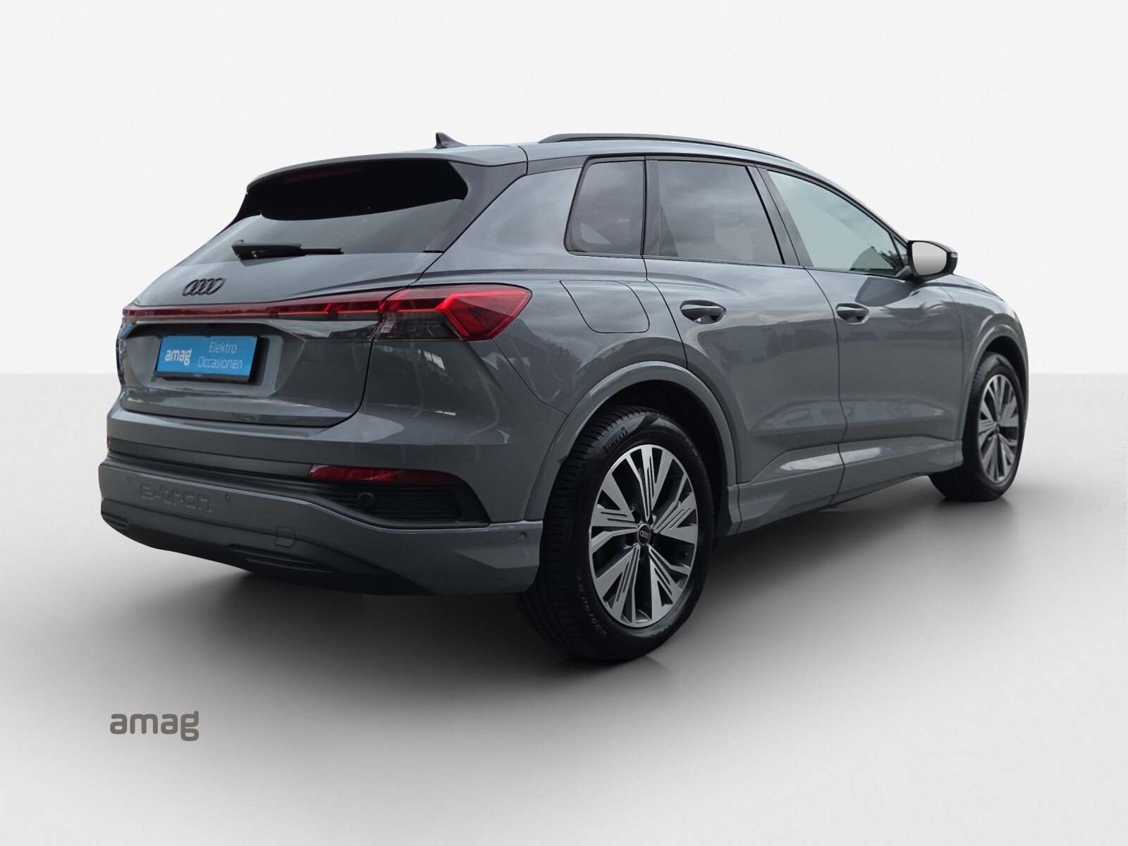 AUDI Q4 40 e-tron, Elektro, Occasion / Gebraucht, Automatik - 6