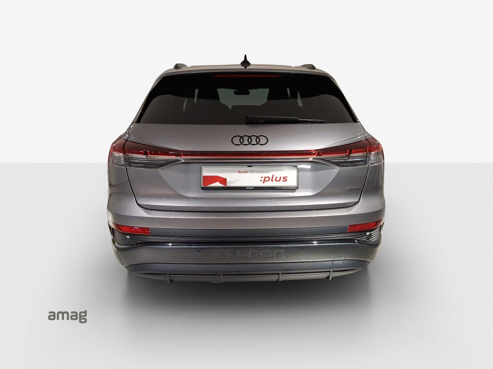 AUDI Q4 50 e-tron quattro, Elektro, Occasion / Gebraucht, Automatik - 4