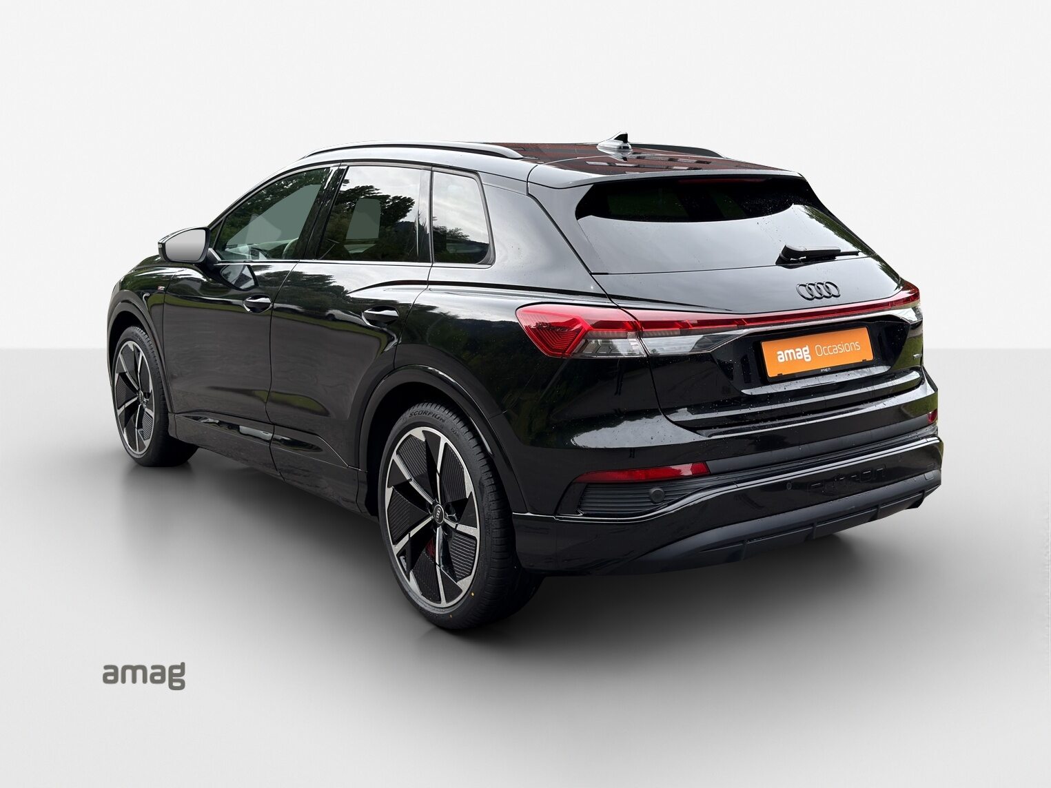 AUDI Q4 50 e-tron quattro, Elektro, Occasion / Gebraucht, Automatik - 3