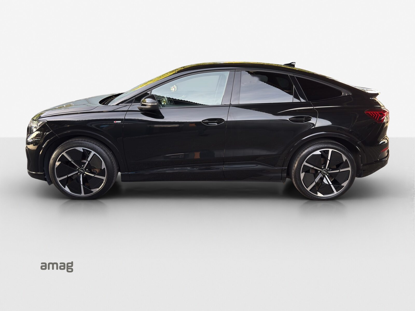 AUDI Q4 SB 50 e-tron quattro, Électrique, Occasion / Utilisé, Automatique - 2