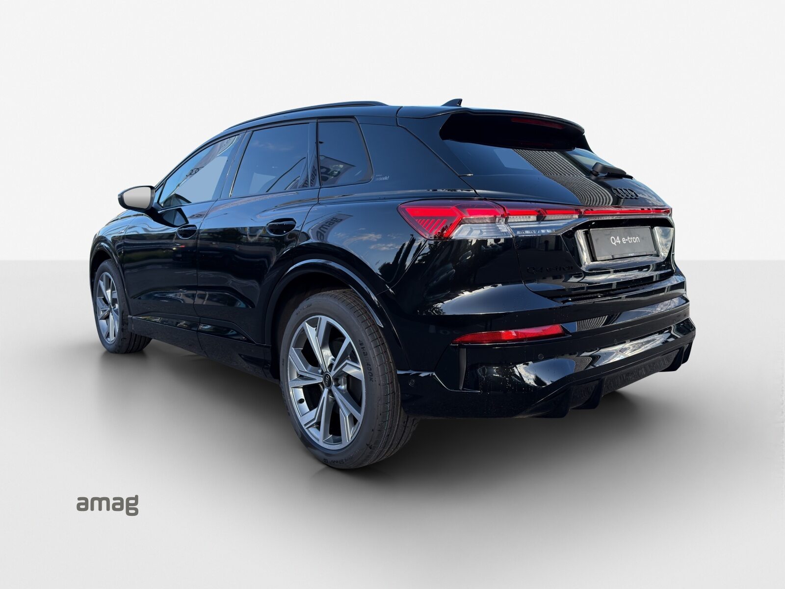 AUDI Q4 SUV e-tron quattro performance Edition Swiss-Ski, Électrique, Occasion / Utilisé, Automatique - 3