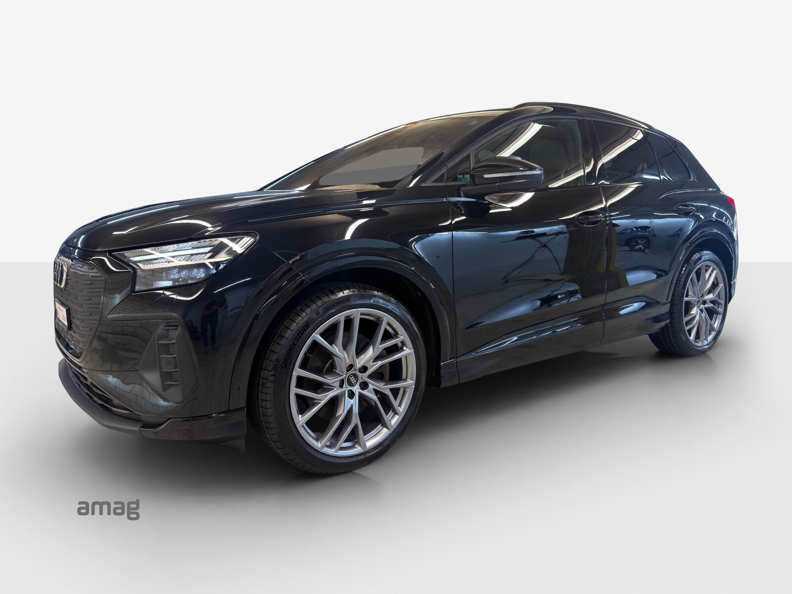 AUDI Q4 50 e-tron quattro