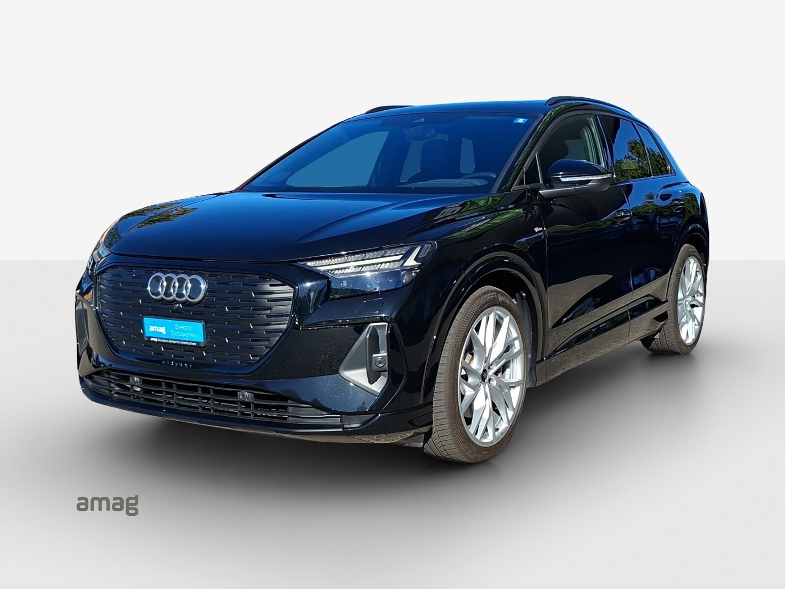 AUDI Q4 40 e-tron