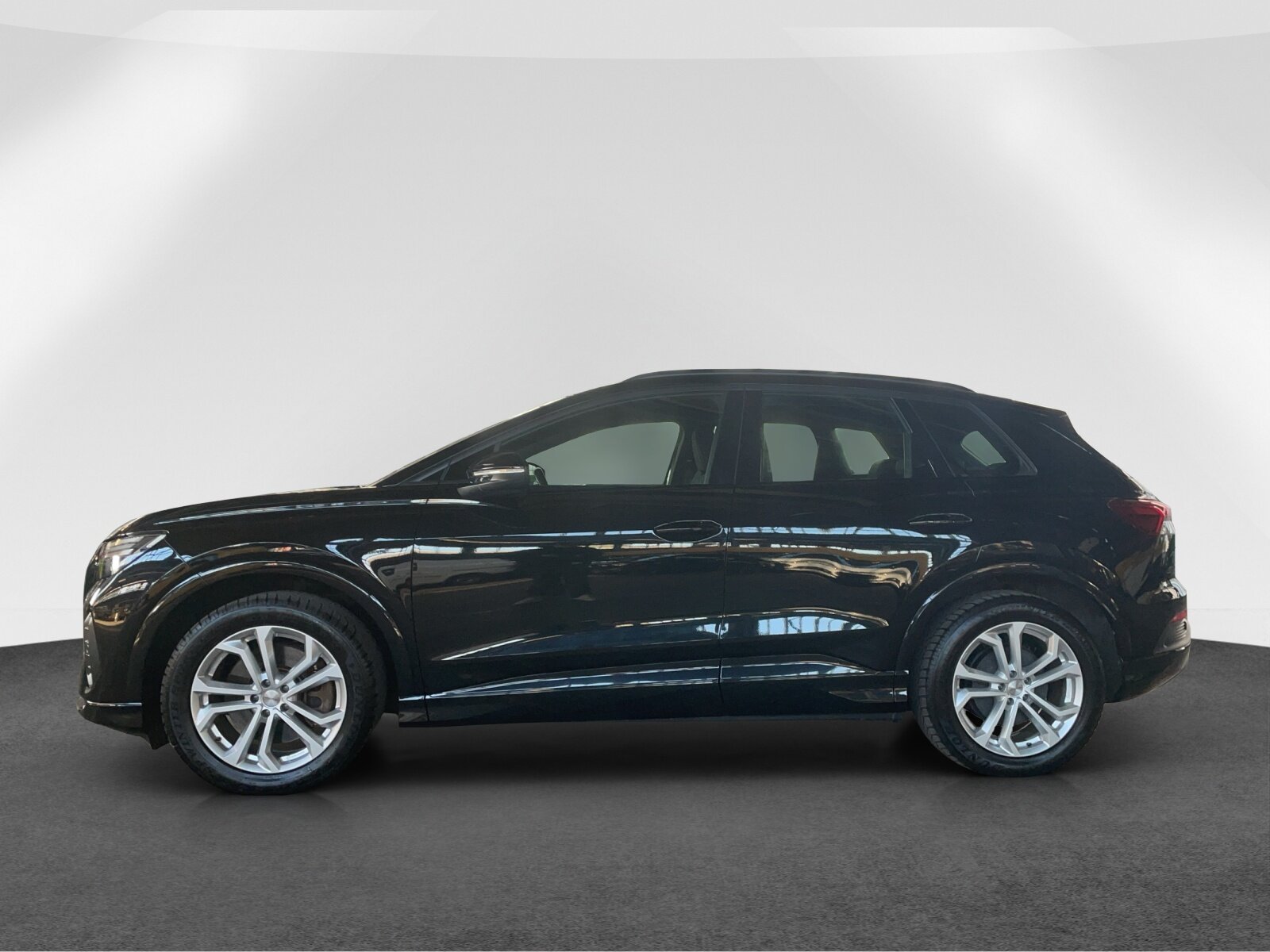 AUDI Q4 e-tron 50 quattro, Elektro, Occasion / Gebraucht, Automatik - 4