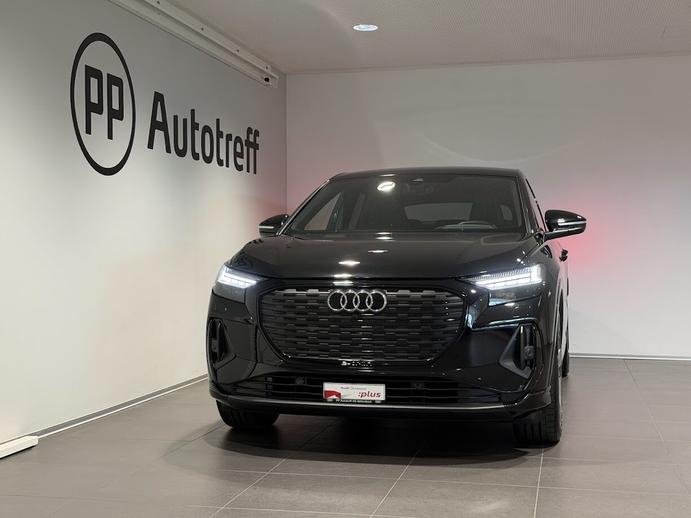 AUDI Q4 SB 50 e-tron quattro, Elektro, Occasion / Gebraucht, Automatik